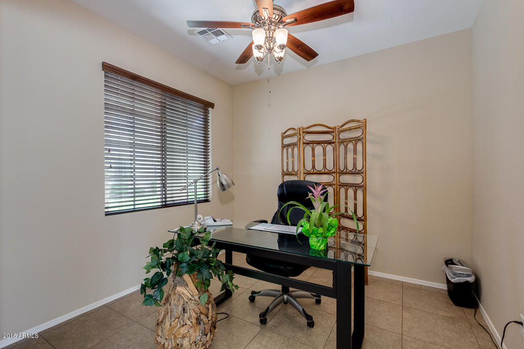 3471 South Bandit Road Gilbert, AZ 85297 - Photo 10 of 38 10-Bandit