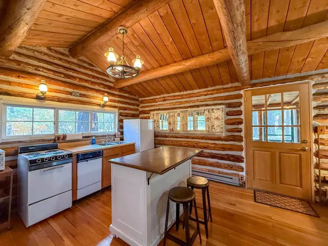 $339,900 | 165 Fish Hatchery Road, Story, WY 82842