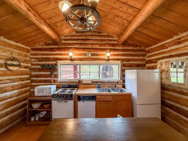 $339,900 | 165 Fish Hatchery Road, Story, WY 82842