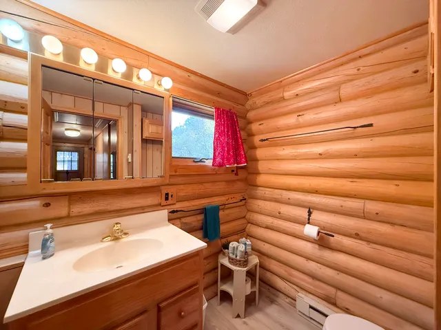 $339,900 | 165 Fish Hatchery Road, Story, WY 82842