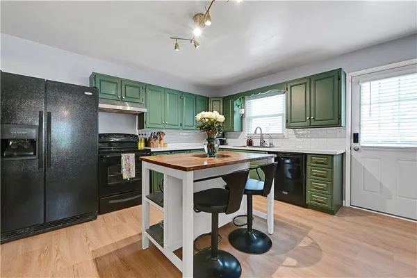 $250,000 | 3537 North Walrond Avenue, Kansas City, MO 64117