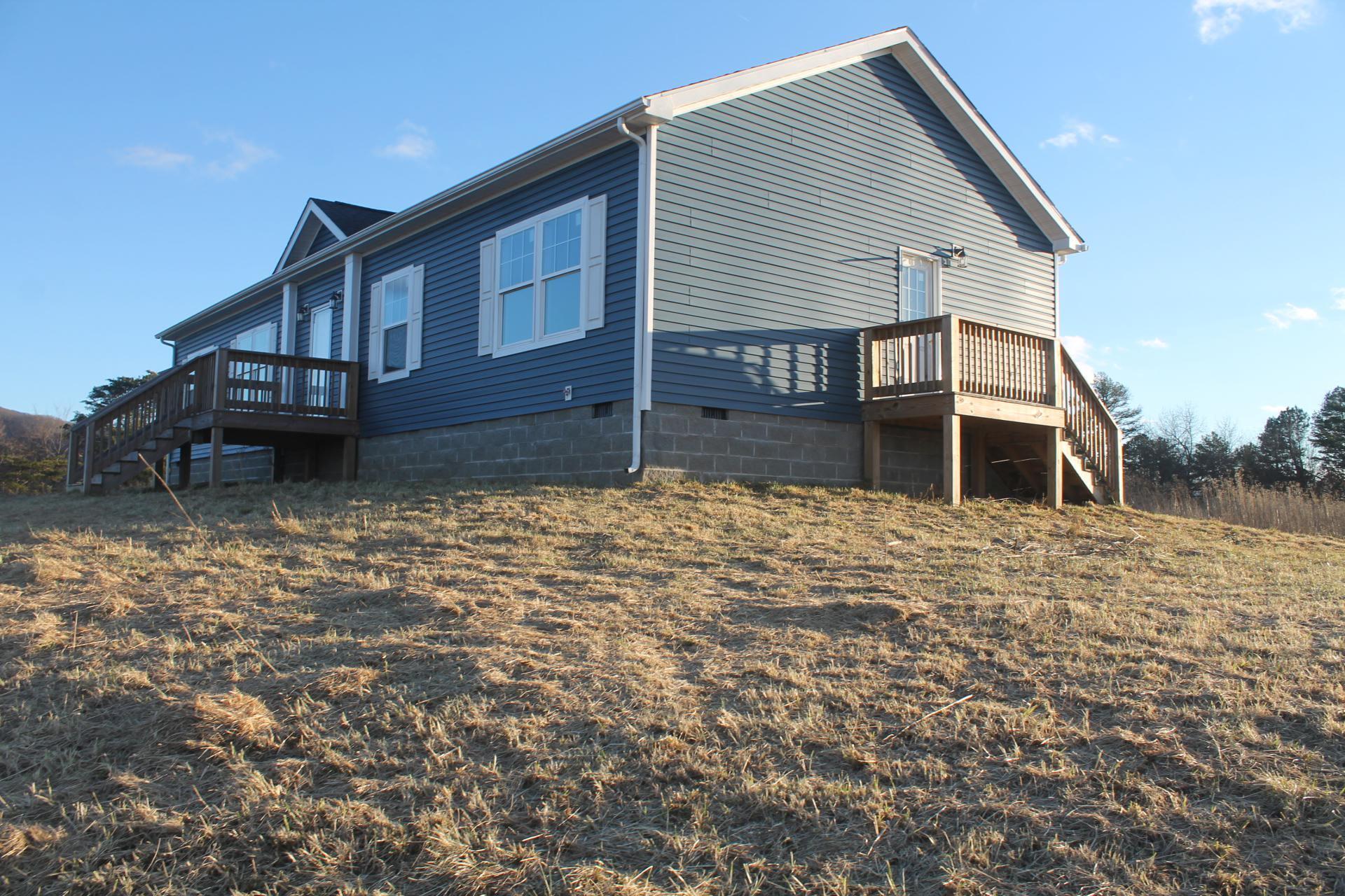 4681 Boyd Road Draper, VA 24324 - Photo 2 of 31 IMG_2377 dated