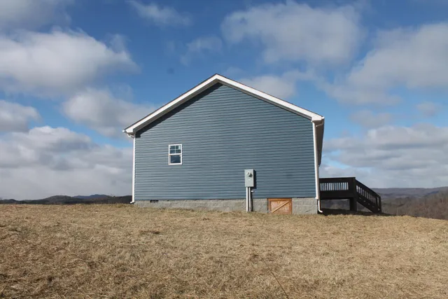 $285,000 | 4681 Boyd Road, Draper, VA 24324