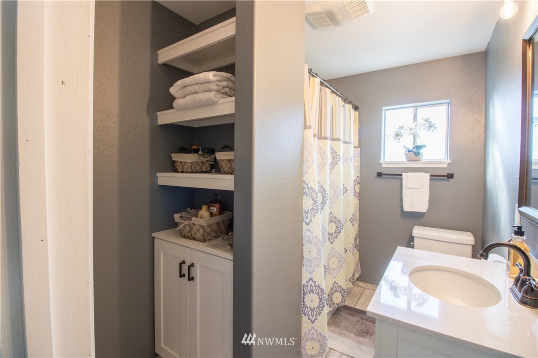 7114 Blaine Road Aberdeen, WA 98520 - Photo 7 of 17 Gallery Image 7