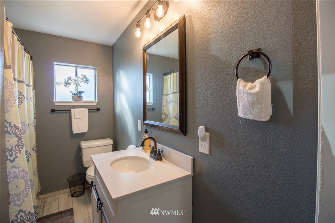 7114 Blaine Road Aberdeen, WA 98520 - Photo 8 of 17 Gallery Image 8