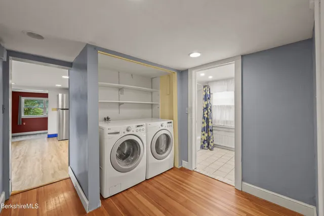 a view of washer and dryer in a utility room