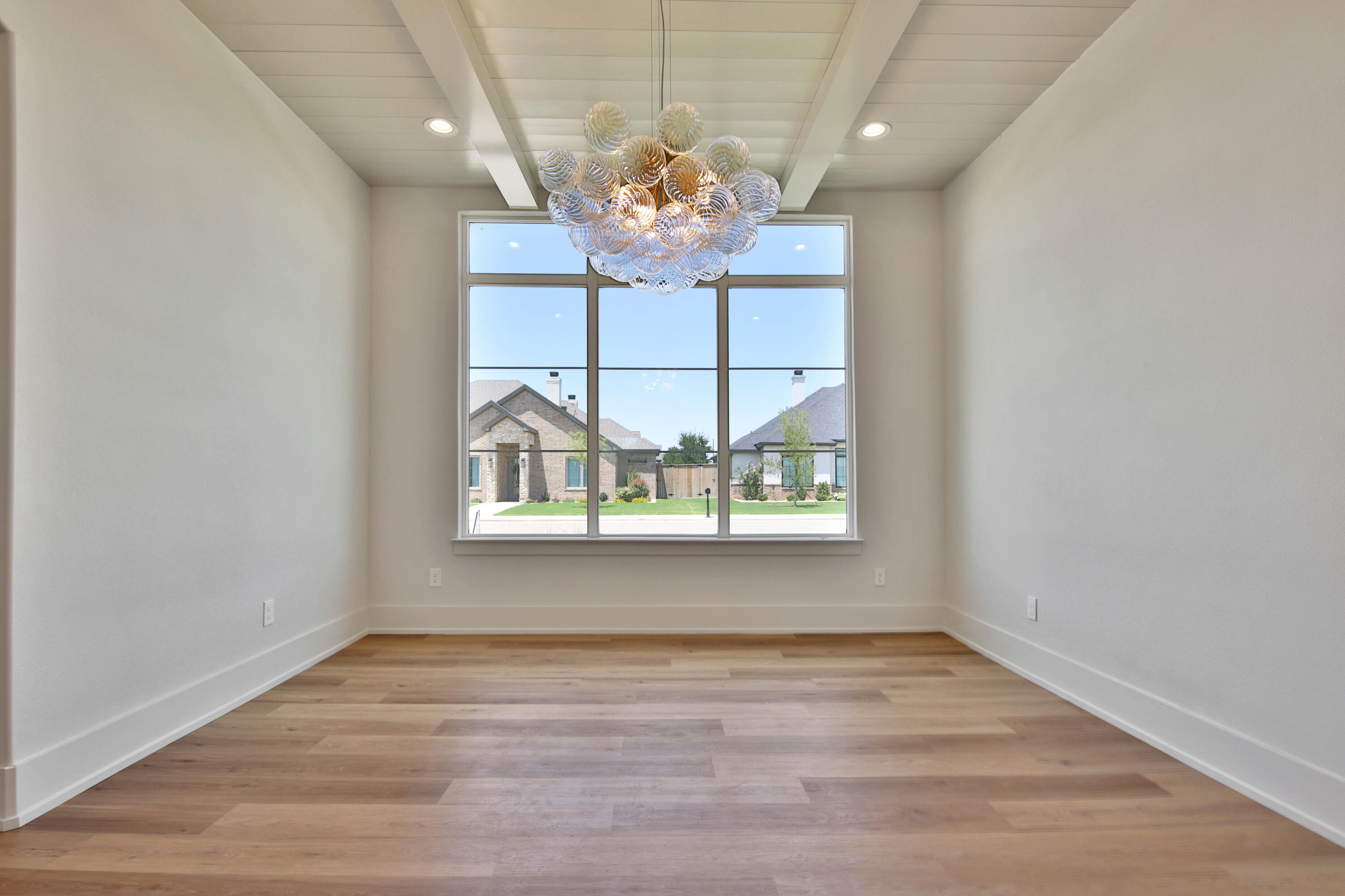 5845 111th Street Lubbock, TX 79424 - Photo 4 of 35 IMG_9300