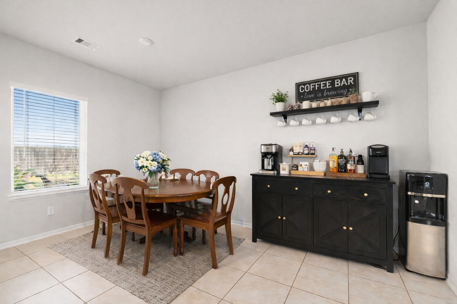 5007 Chimney Swift Lane Baytown, TX 77521 - Photo 7 of 33 Virtual Staging - Dedicated breakfast area or dining combine