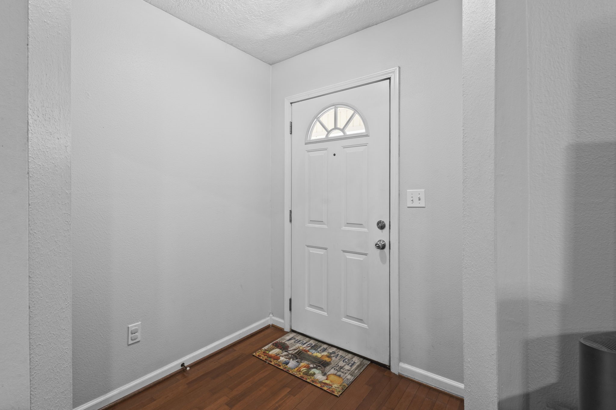 269 East Chance Cutoff Lumberton, TX 77657 - Photo 3 of 24 a view of an empty room