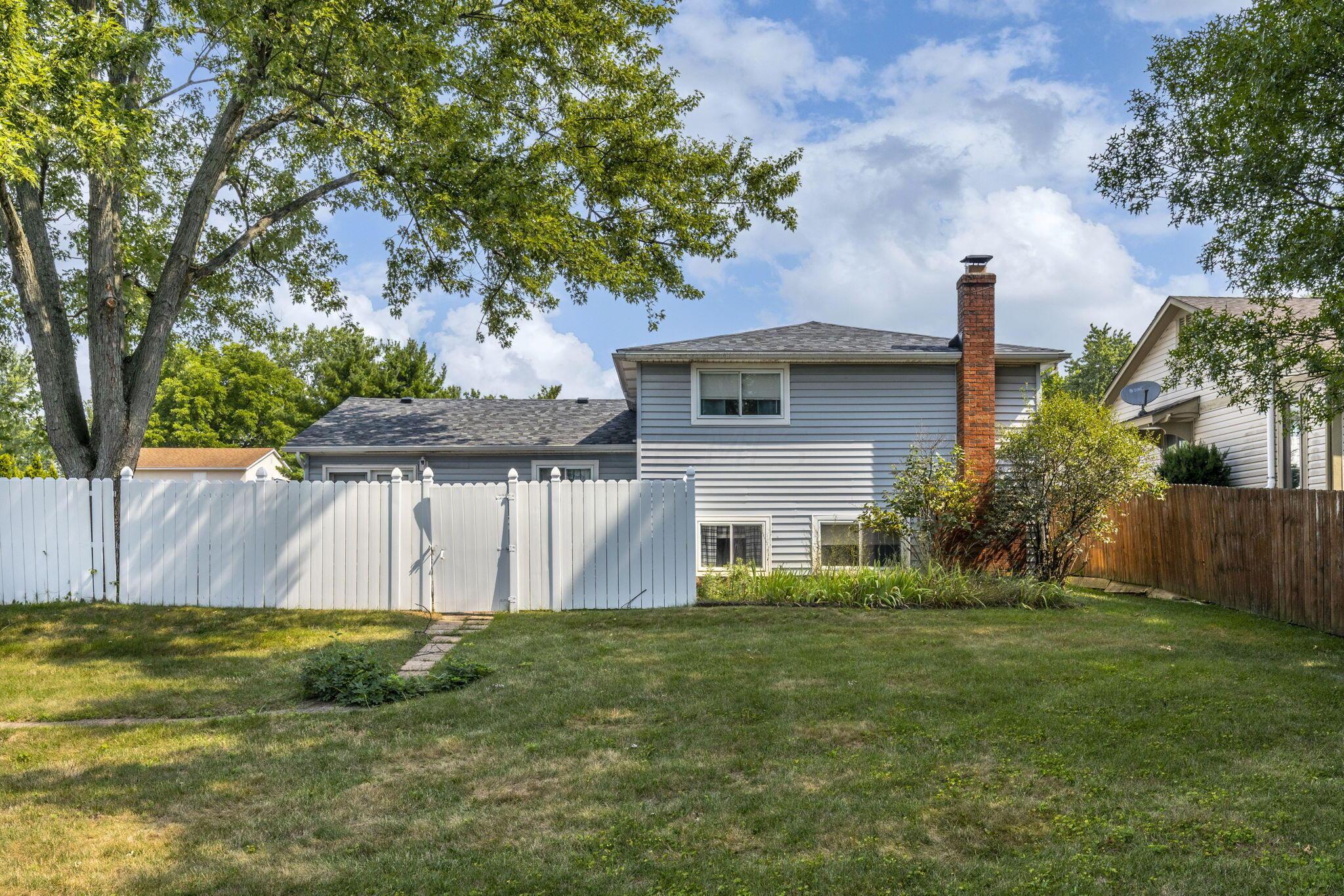 763 Ronson Avenue Columbus, OH 43230 - Photo 39 of 46 Back View - 763 Ronson Avenue, Columbus, OH 43230