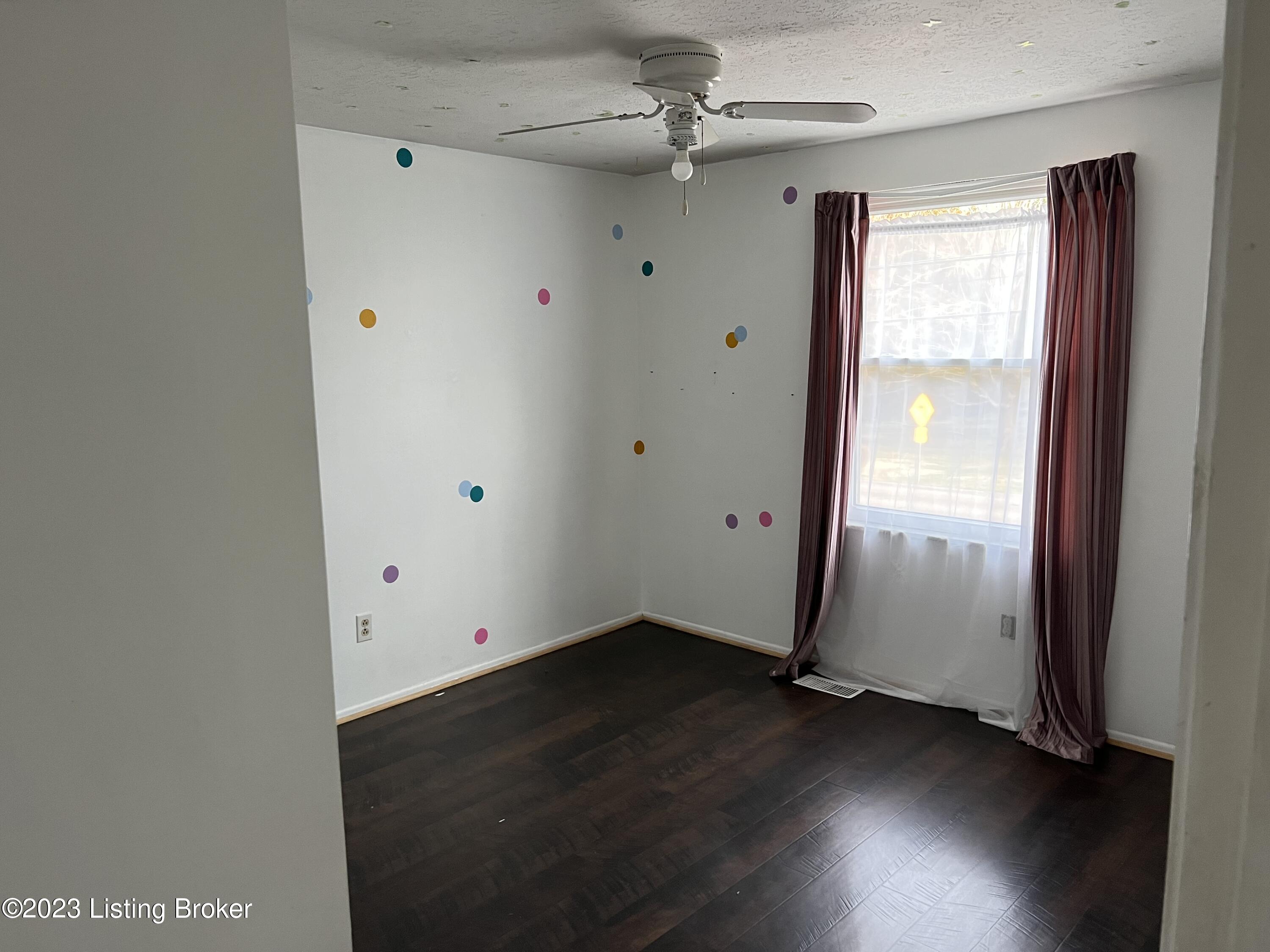 9526 Fairground Road Louisville, KY 40291 - Photo 6 of 6 Bedroom2