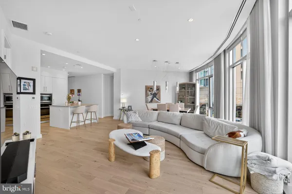 $1,475,000 | 1177 22nd Street Northwest, Unit 2M, Washington, DC 20037