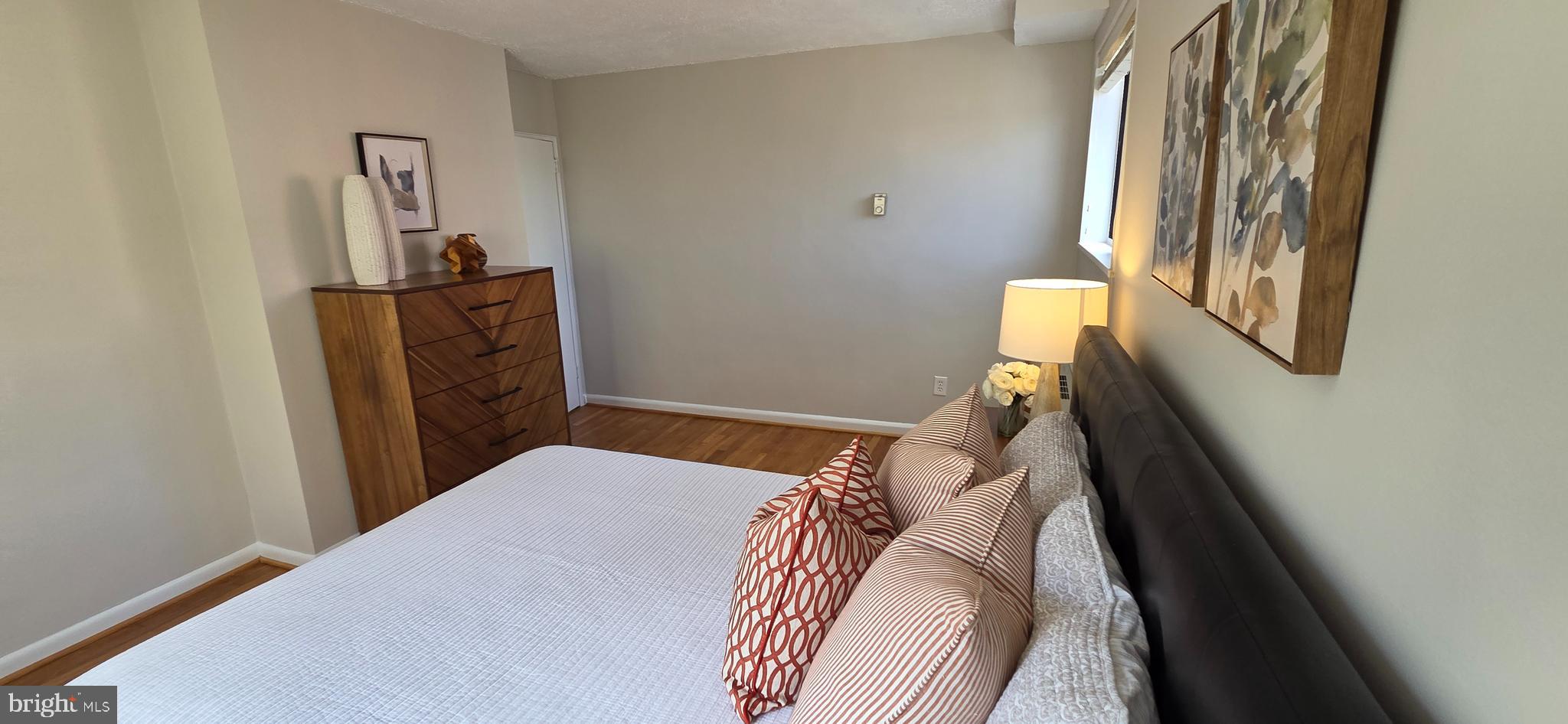 305 C Street Northeast, Unit 202 Washington, DC 20002 - Photo 20 of 25
