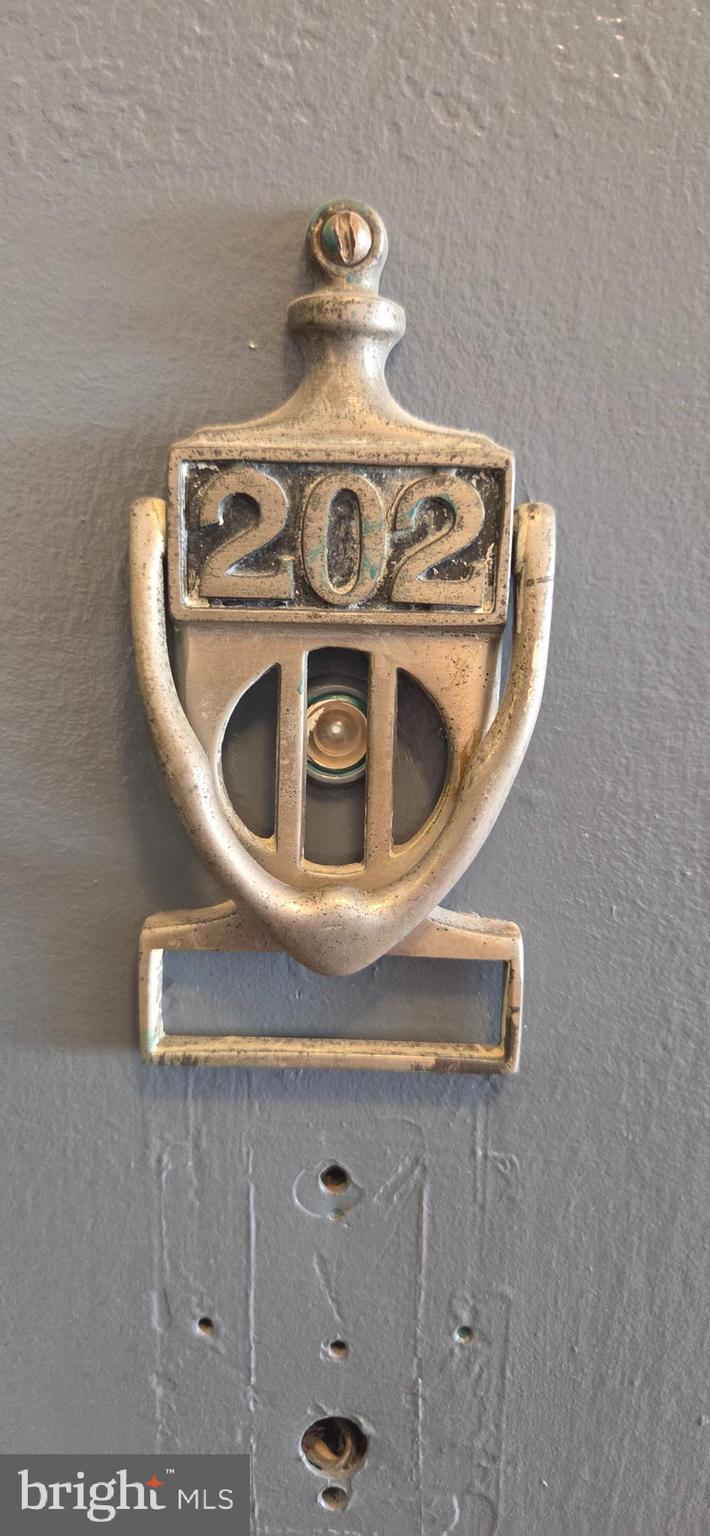 305 C Street Northeast, Unit 202 Washington, DC 20002 - Photo 3 of 25