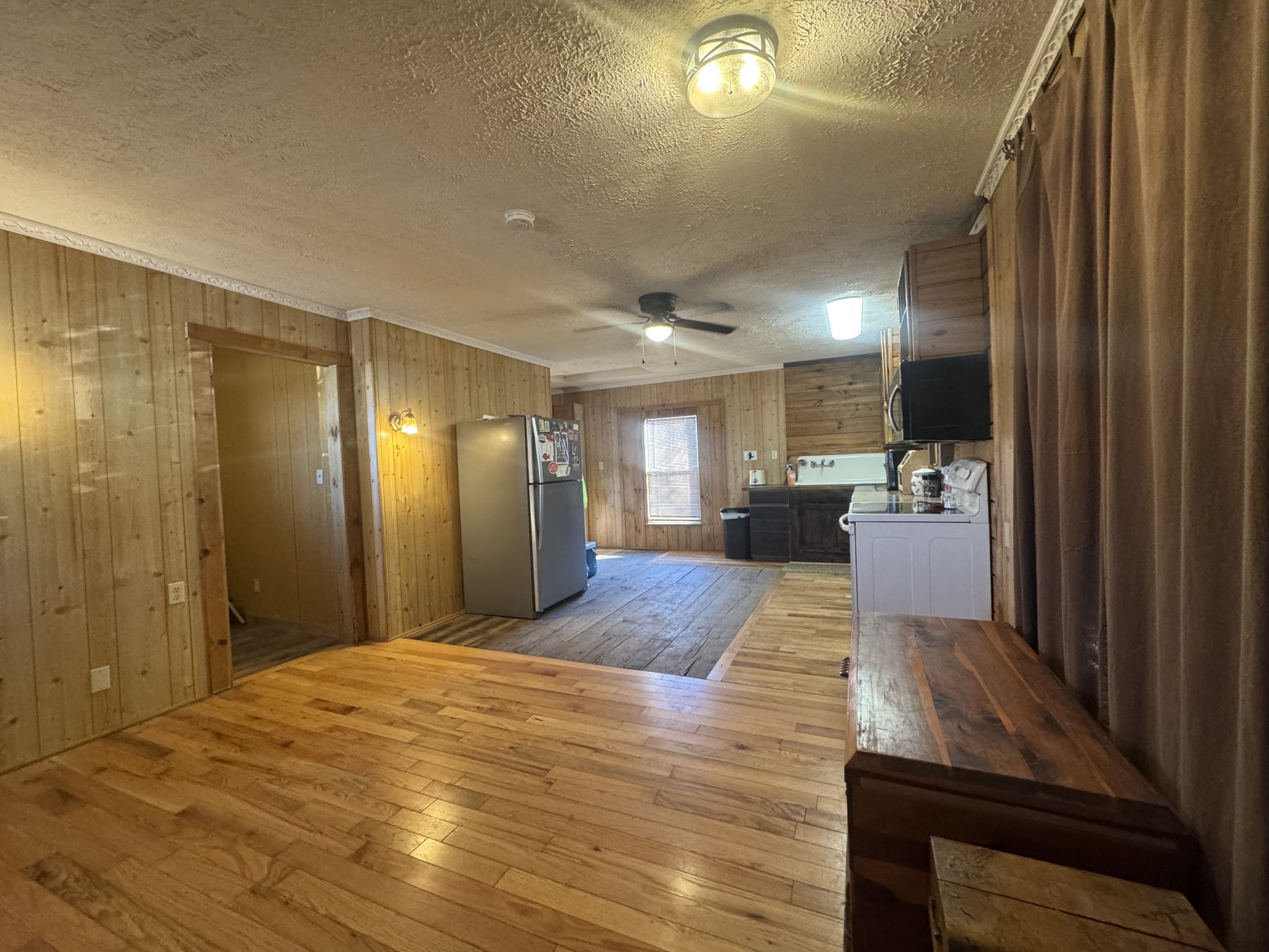 10795 Back Piney Road Bon Aqua, TN 37025 - Photo 19 of 64 a view of a living room