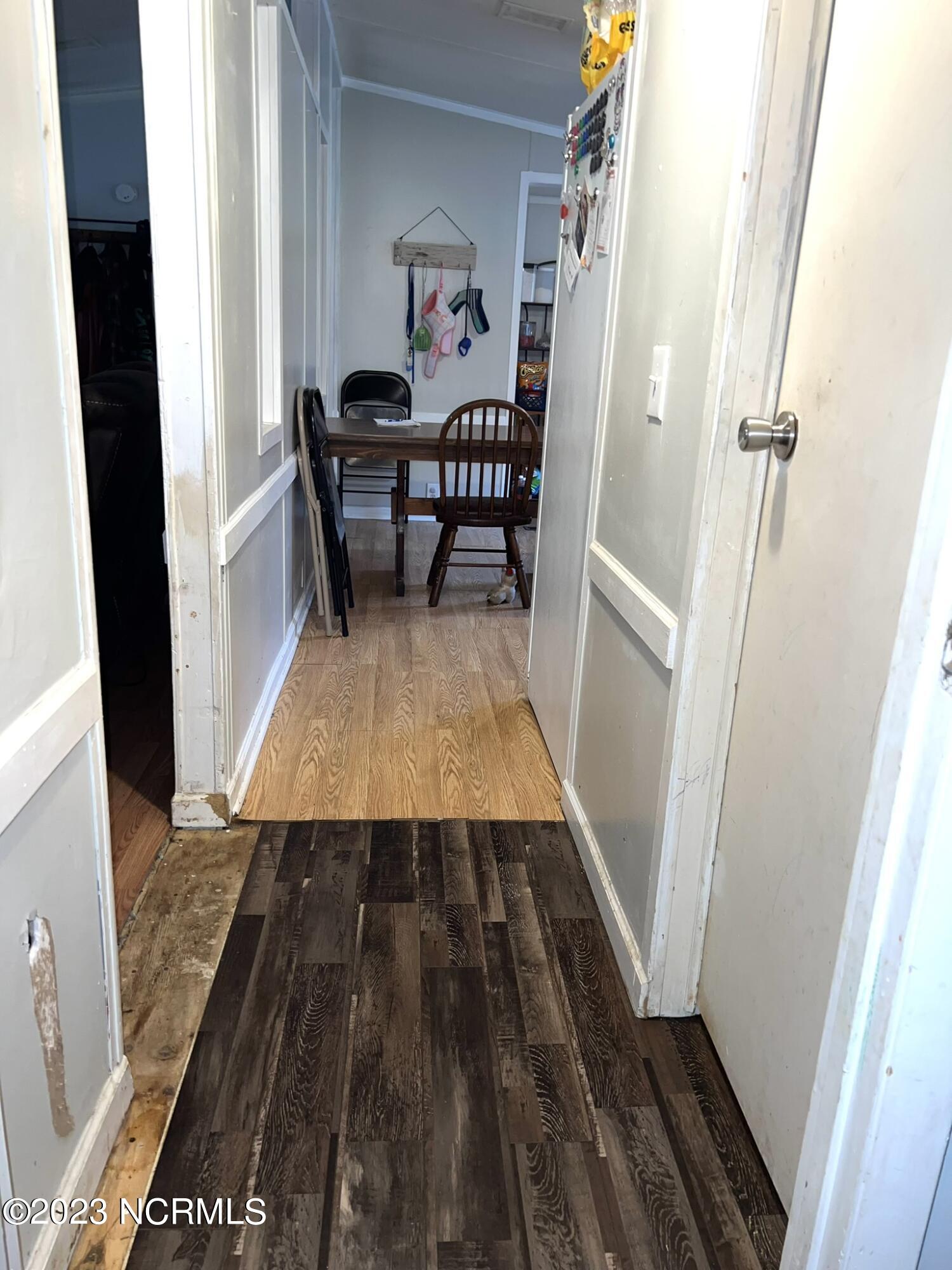 337 Ambrose Road Creswell, NC 27928 - Photo 15 of 28 Hallway