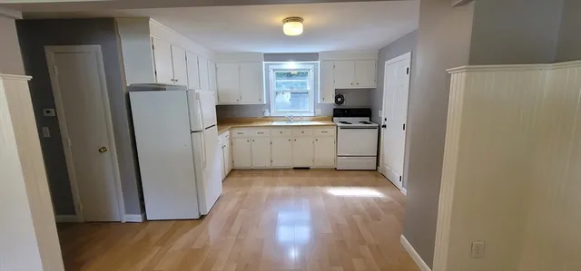 $1,800 | 13 Walnut Street, Rehoboth, MA 02769