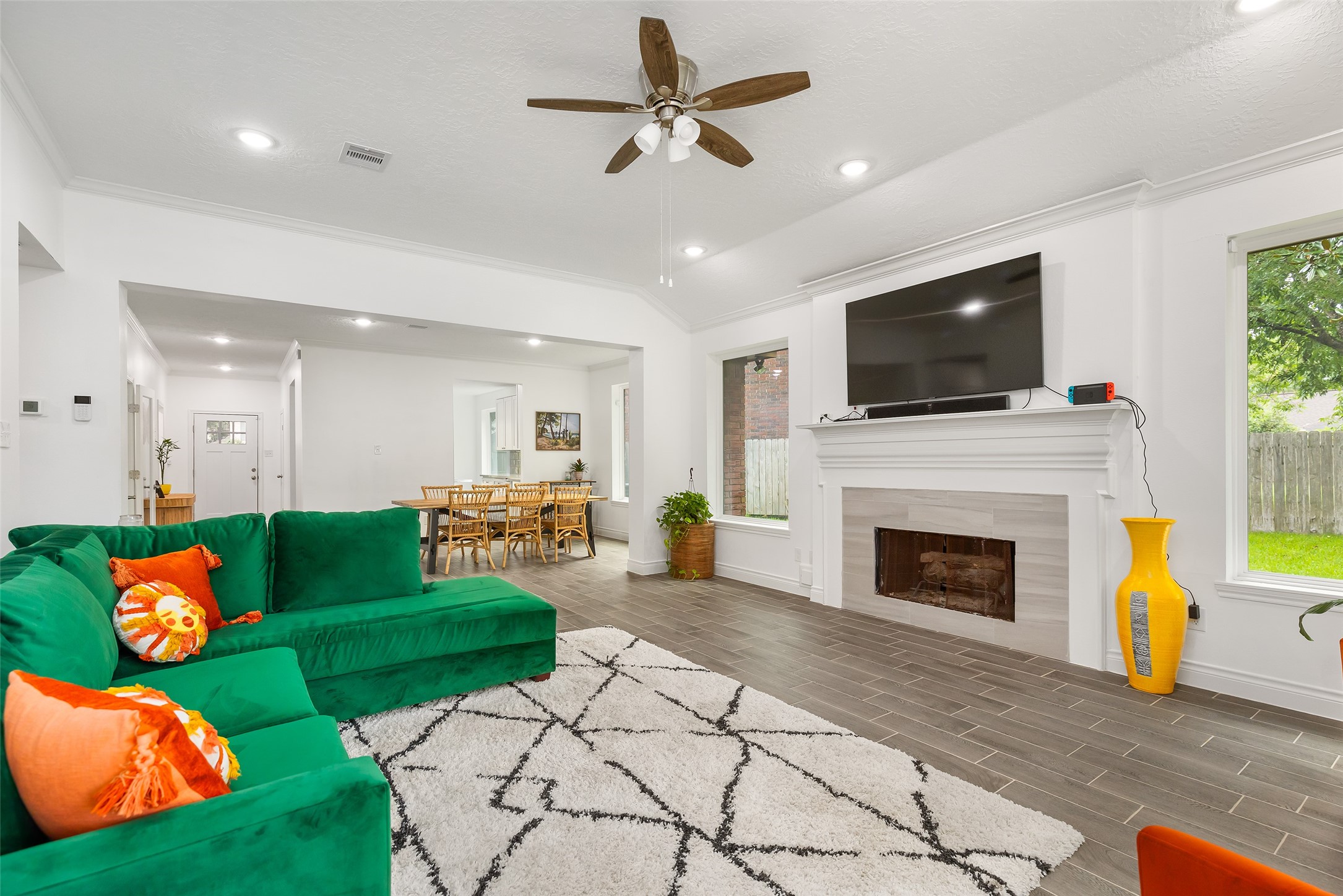 16011 Country Bend Road Houston, TX 77095 - Photo 6 of 25