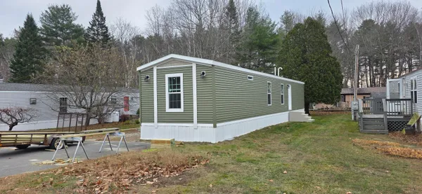$145,000 | 127 Shaker Road, Unit 41, Gray, ME 04039