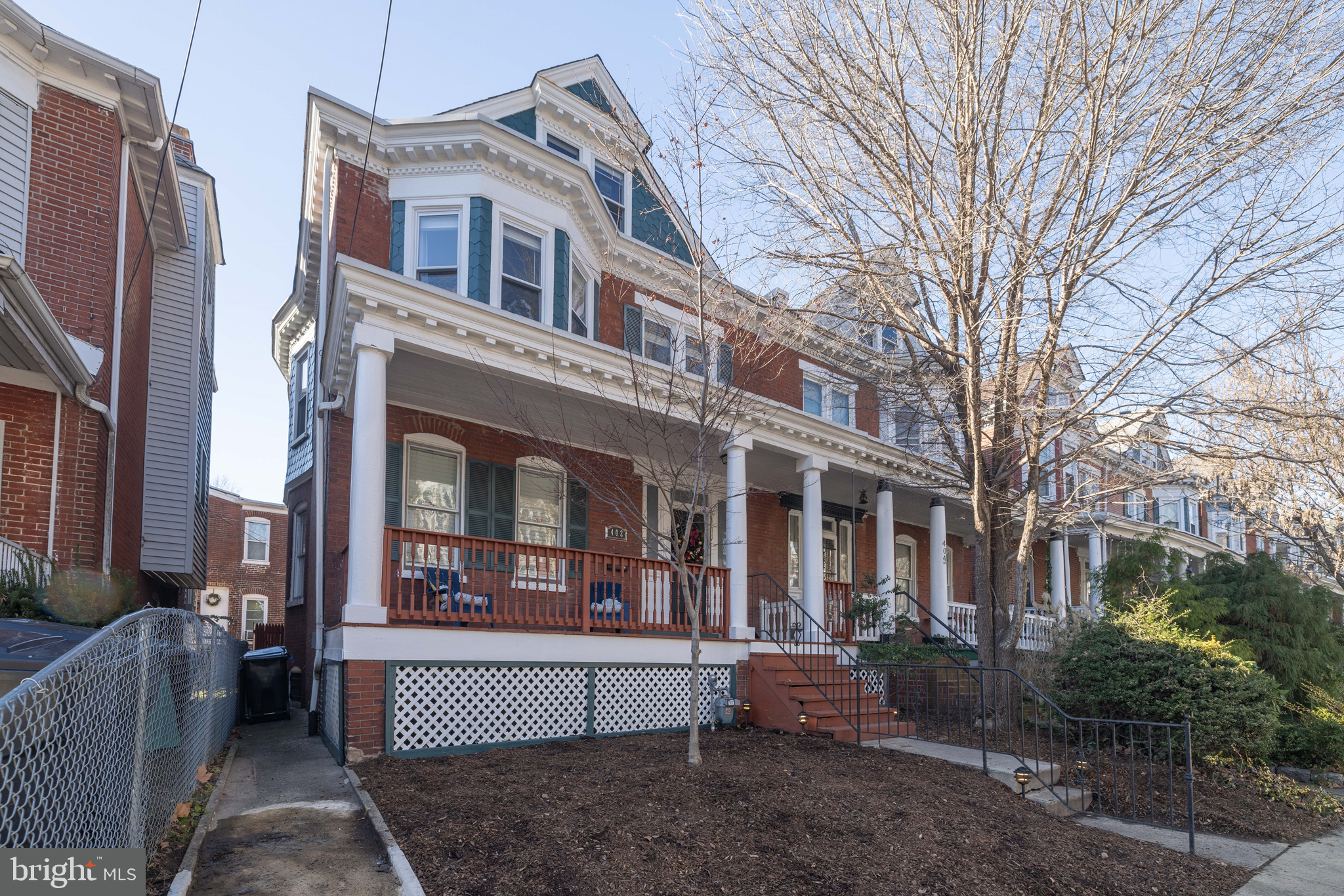 402 West 21st St  