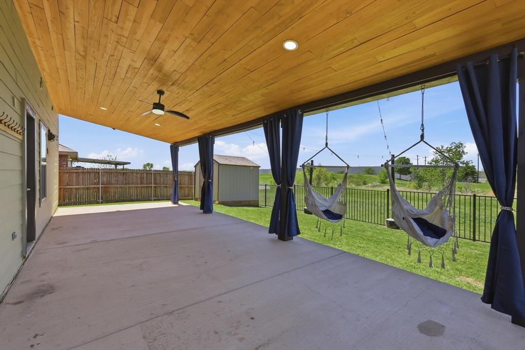 12953 Kelly Drive Rhome, TX 76078 - Photo 33 of 40