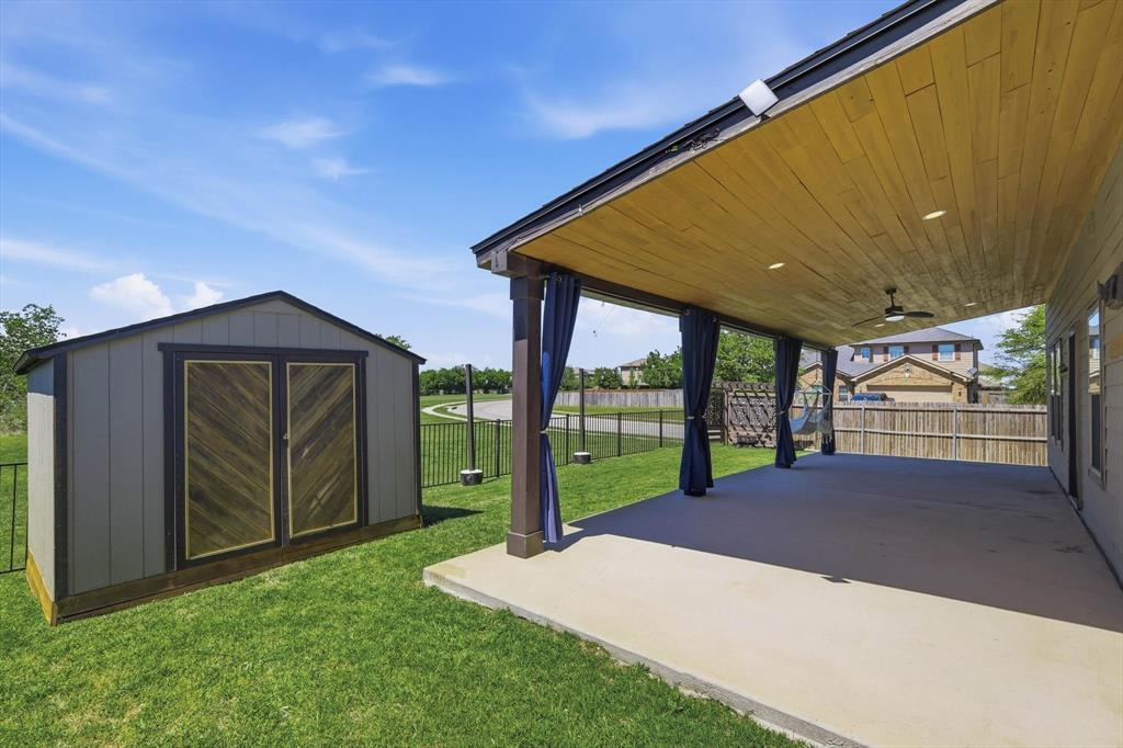 12953 Kelly Drive Rhome, TX 76078 - Photo 34 of 40