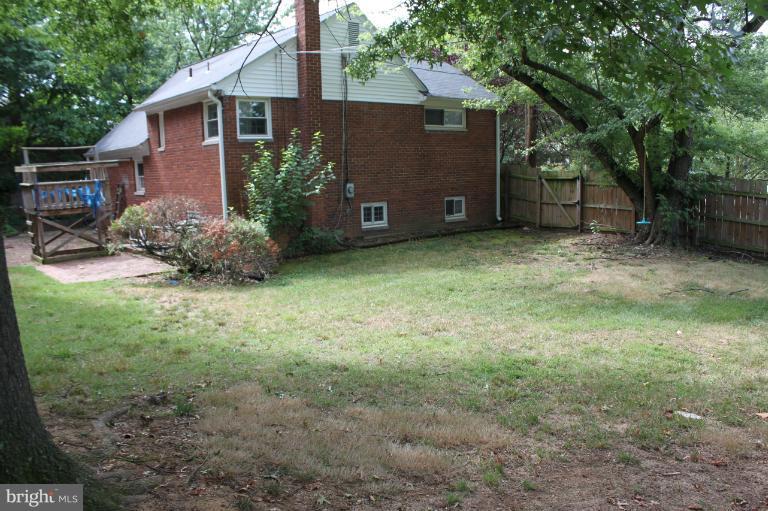 6904 Highland Street Springfield, VA 22150 - Photo 9 of 17 Exterior (Rear)