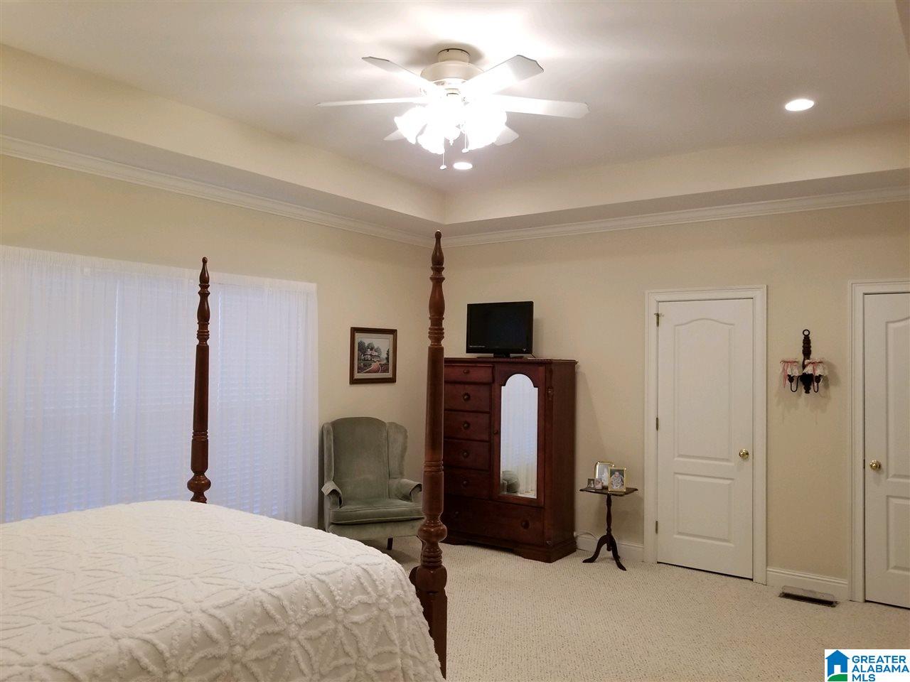 811 Magnolia Circle Warrior, AL 35180 - Photo 15 of 23