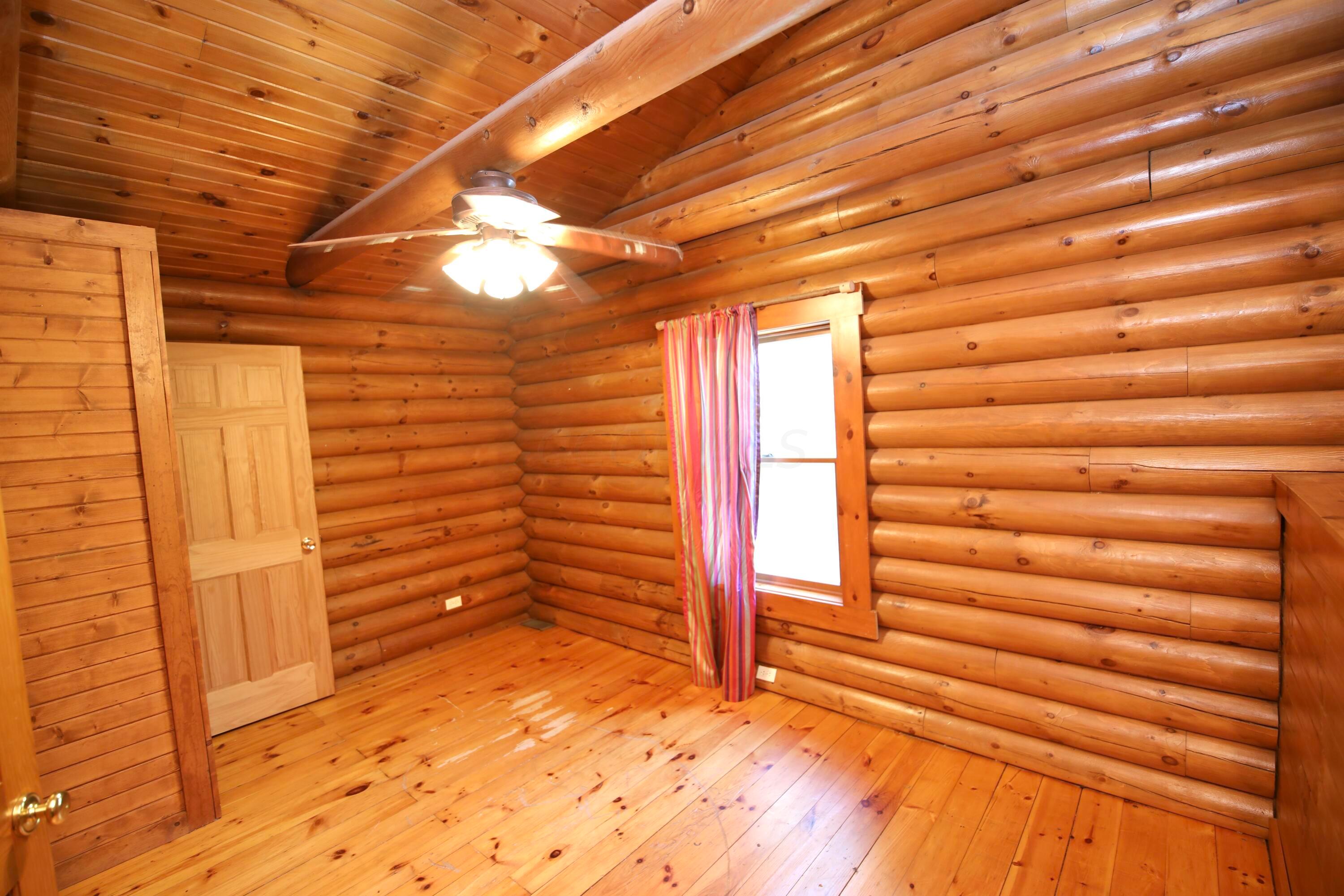 538 Armstrong Road Delaware, OH 43015 - Photo 26 of 109 2nd floor bedroom 3