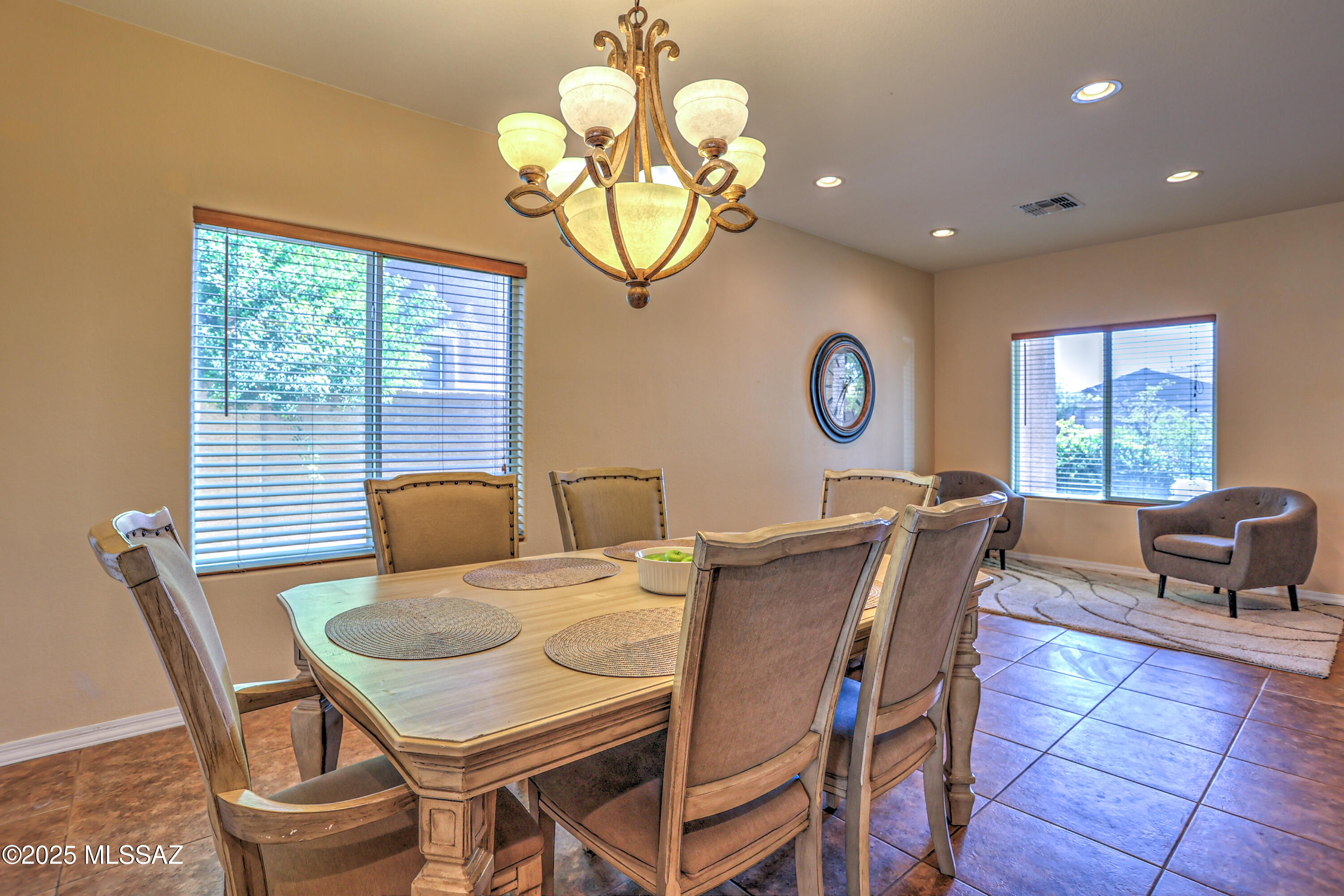 3551 East Mecate Road Tucson, AZ 85739 - Photo 7 of 49 Dining/Living Room