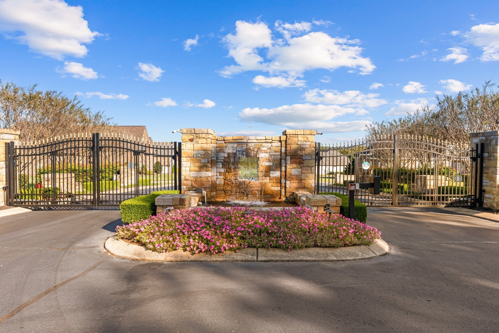 409 Stone Brk Way Lebanon, TN 37087 - Photo 2 of 48