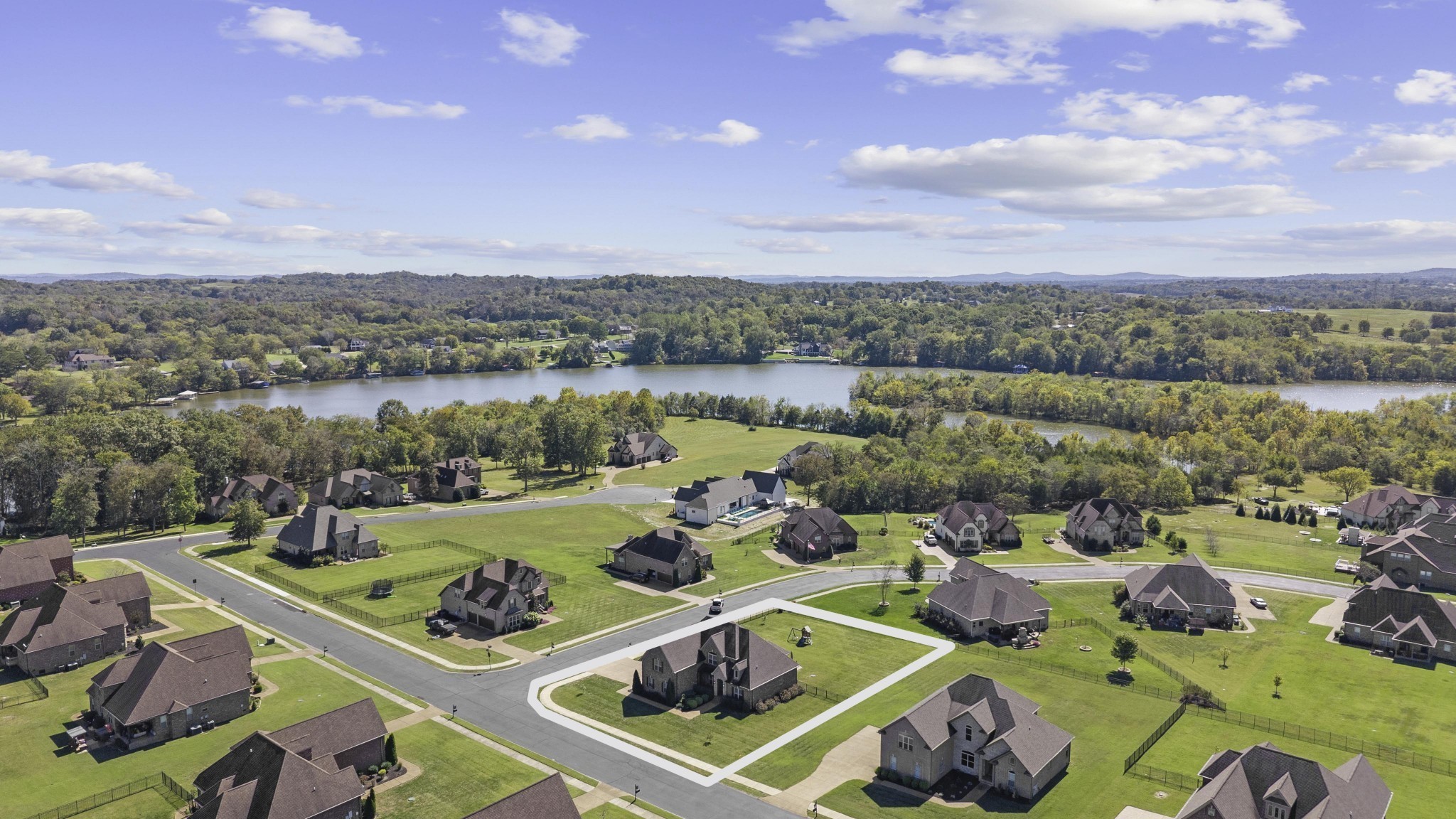 409 Stone Brk Way Lebanon, TN 37087 - Photo 4 of 48