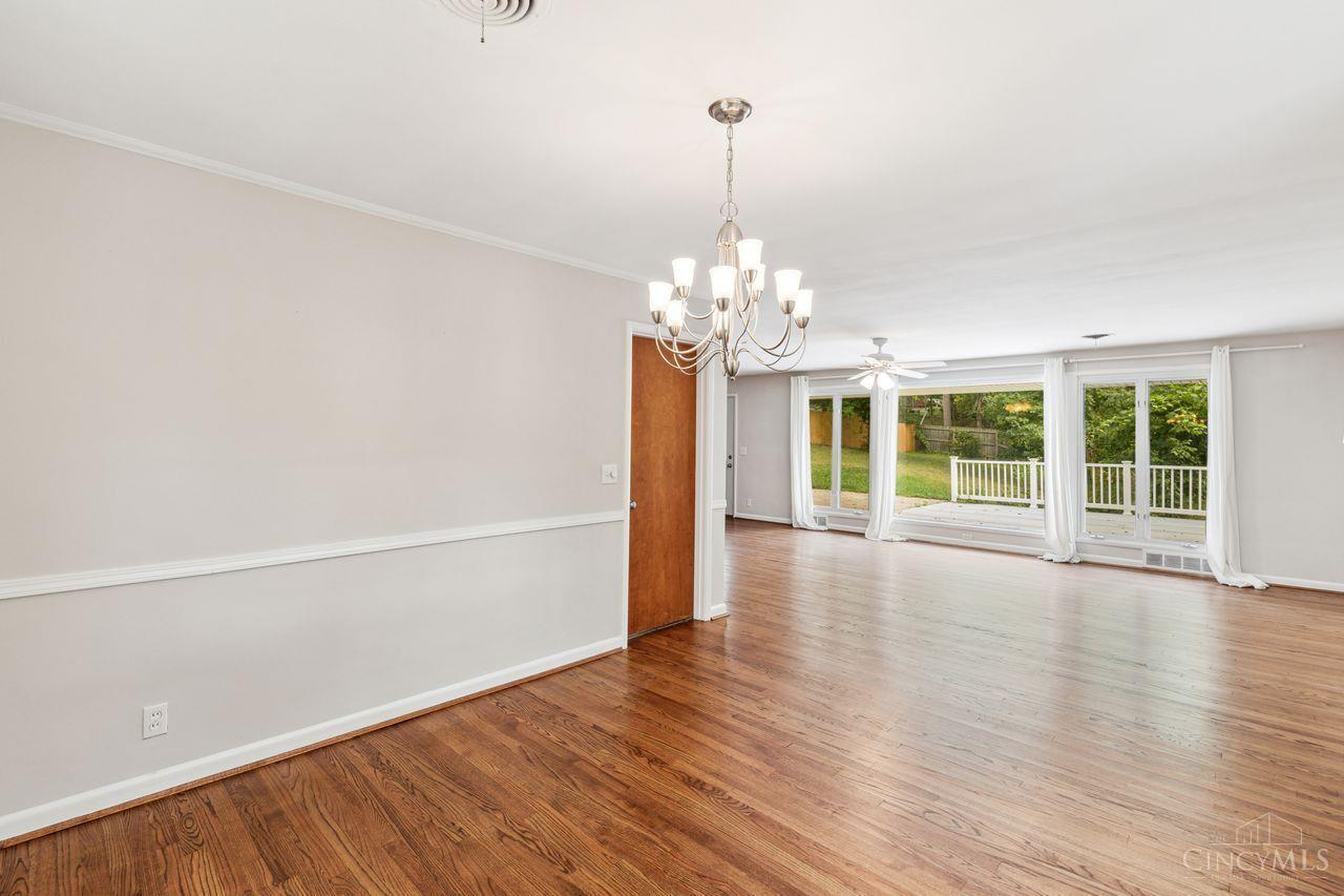 264 Fleming Road Wyoming, OH 45215 - Photo 7 of 24 Gallery Image 7