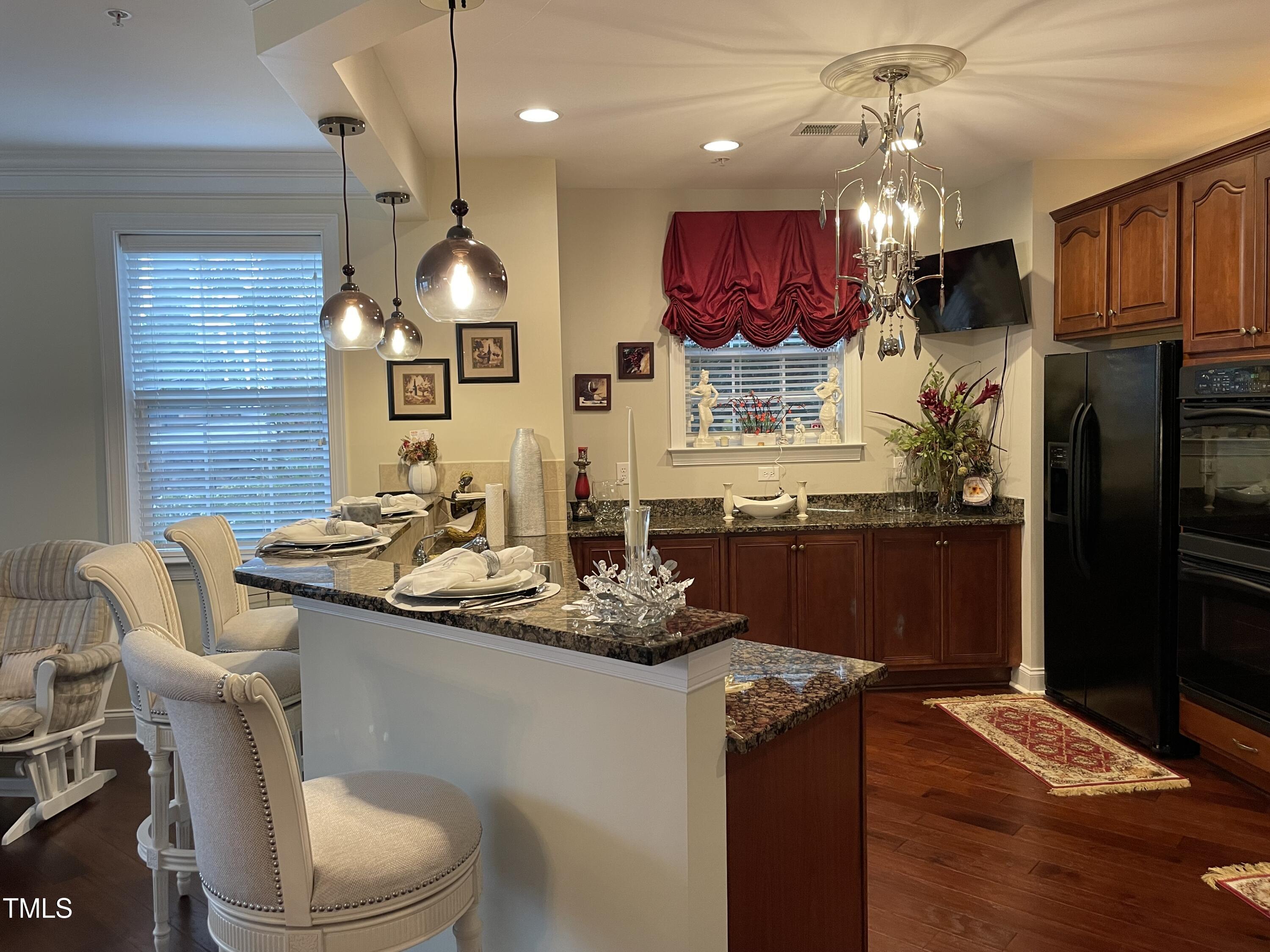 10411 Rosegate Court, Unit 6 Raleigh, NC 27617 - Photo 9 of 23 IMG_3044