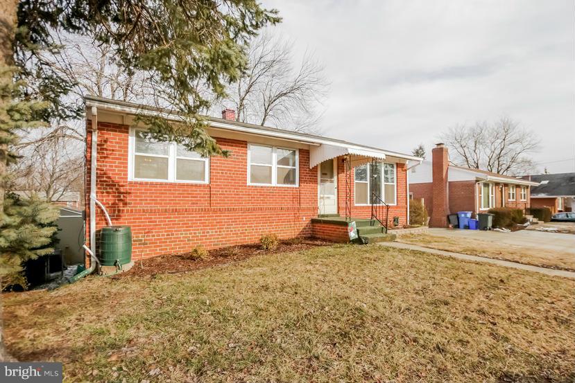 11901 Selfridge Road Silver Spring, MD 20906 - Photo 2 of 20 Exterior (Front)