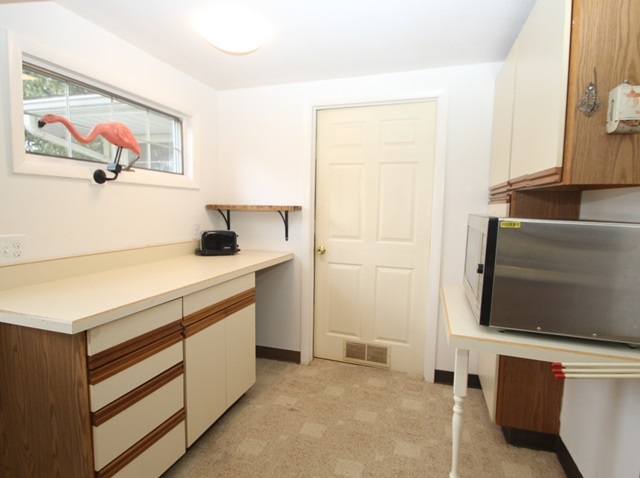 3505 West Amherst Road Muncie, IN 47304 - Photo 11 of 22