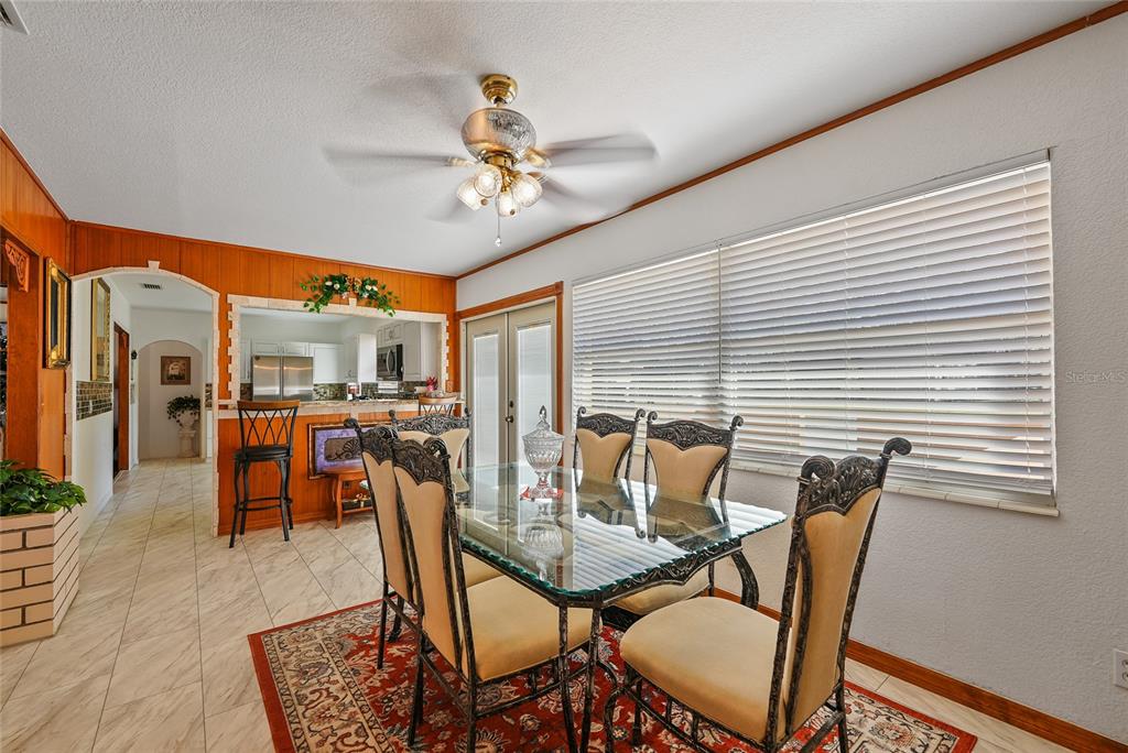 15 Yulee Arcadia, FL 34266 - Photo 4 of 33 a dining room with furniture and window