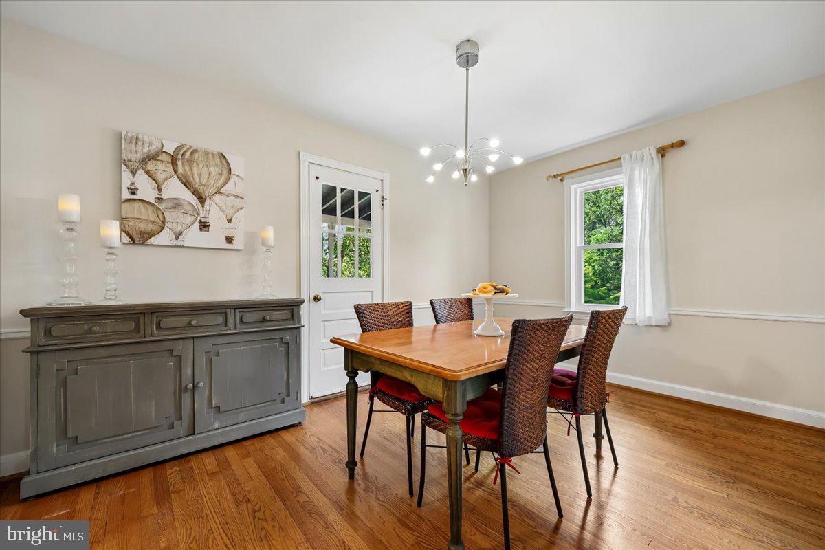 10404 Amherst Avenue Silver Spring, MD 20902 - Photo 9 of 49