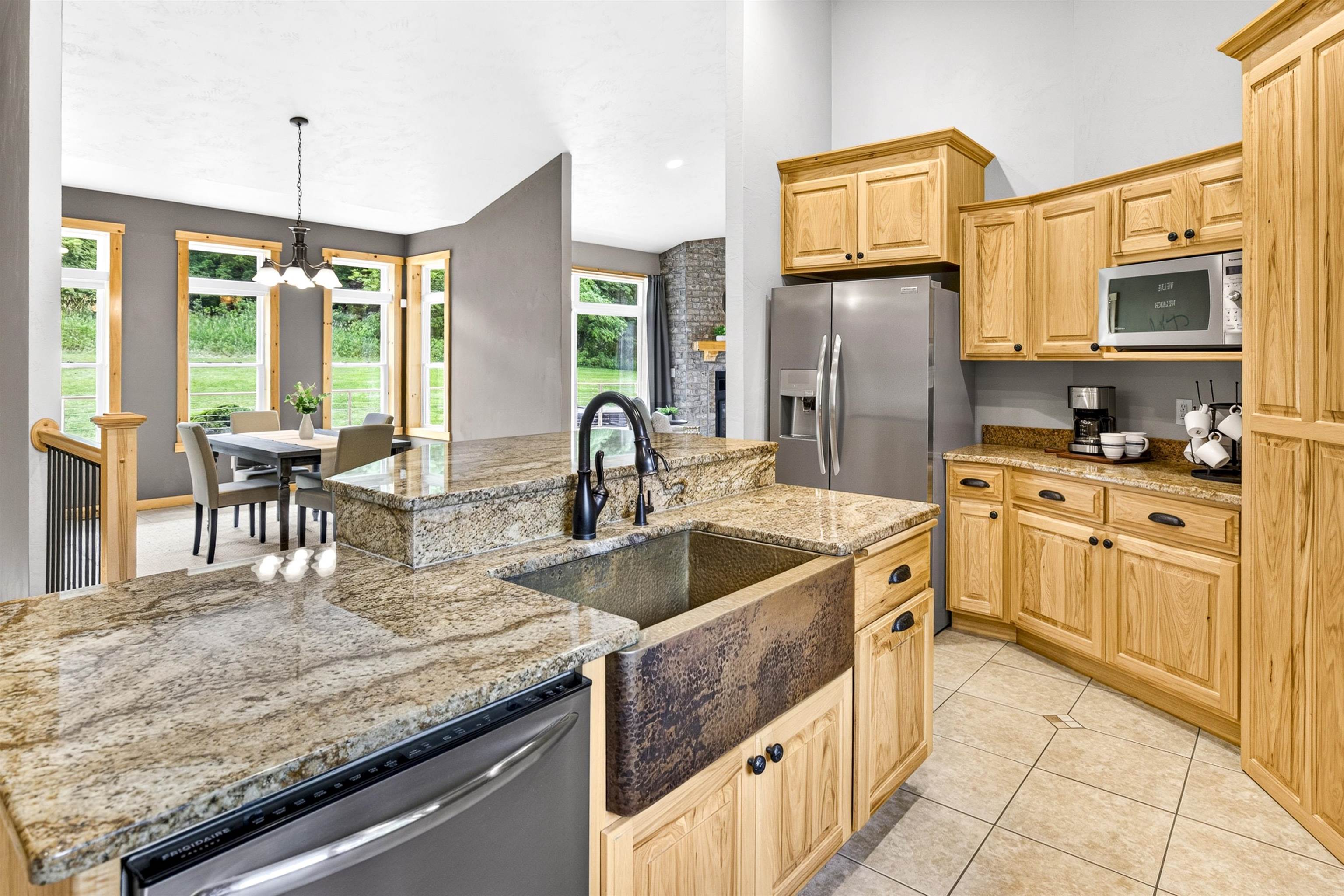 4305 Stoney Ridge Trail Oshkosh, WI 54904 - Photo 10 of 79