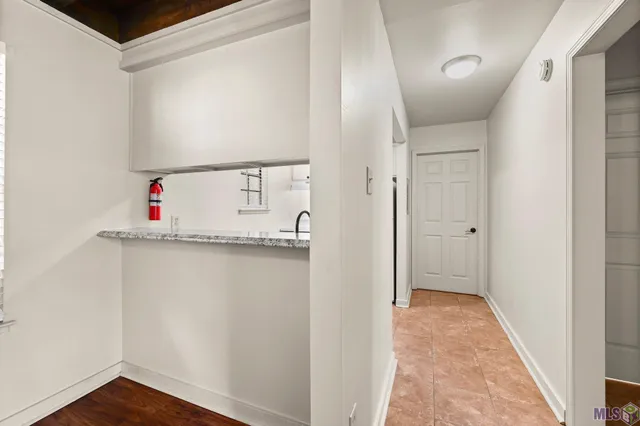 $1,000 | 2963 Greenwood Drive, Baton Rouge, LA 70808