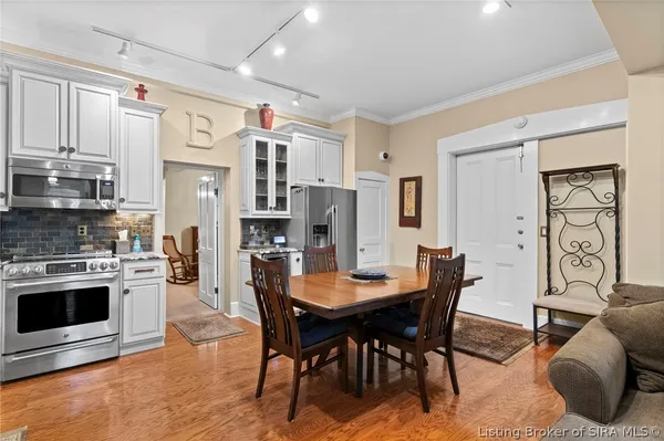 $324,900 | 610 A West 2nd Street, Unit 1, Madison, IN 47250