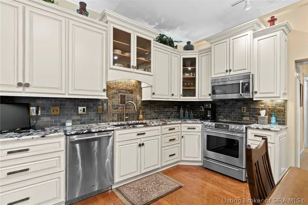 $324,900 | 610 A West 2nd Street, Unit 1, Madison, IN 47250