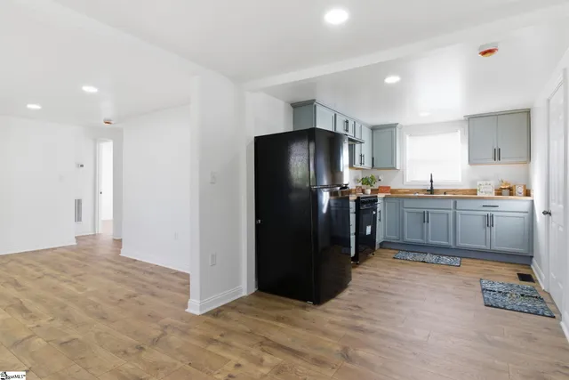 $182,000 | 44 Clark Street, Laurens, SC 29360