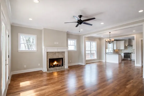 $3,800 | 403 B Acklen Park Drive, Nashville, TN 37205