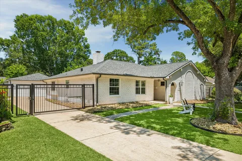 $669,000 | 10618 Bordley Drive, Houston, TX 77042