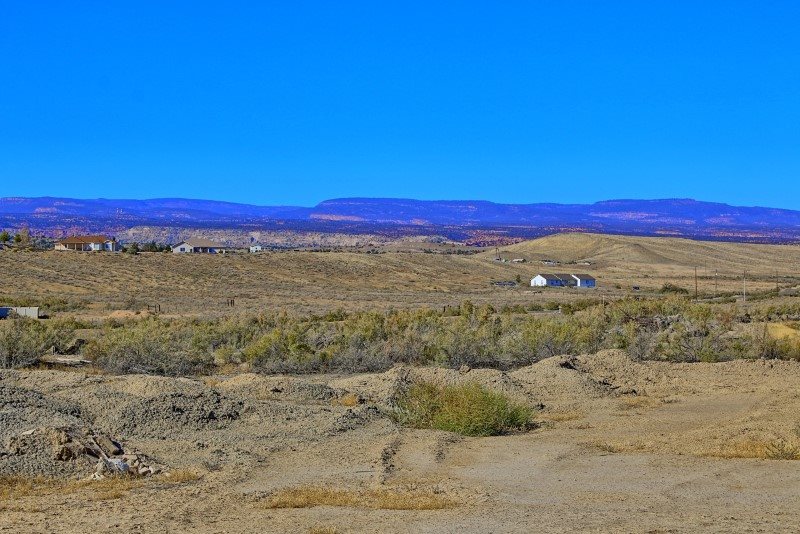 796 Siminoe Road Whitewater, CO 81527 - Photo 36 of 37 a view of a big room with mountains in the background