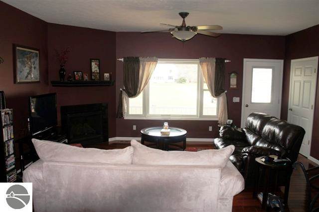 7565 Hannah Road Kingsley, MI 49649 - Photo 3 of 42