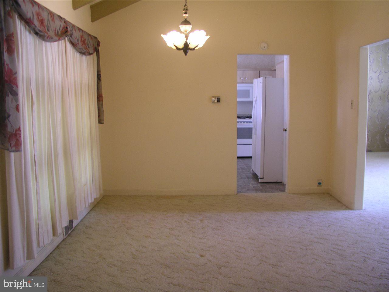 633 Country Road York, PA 17403 - Photo 13 of 26