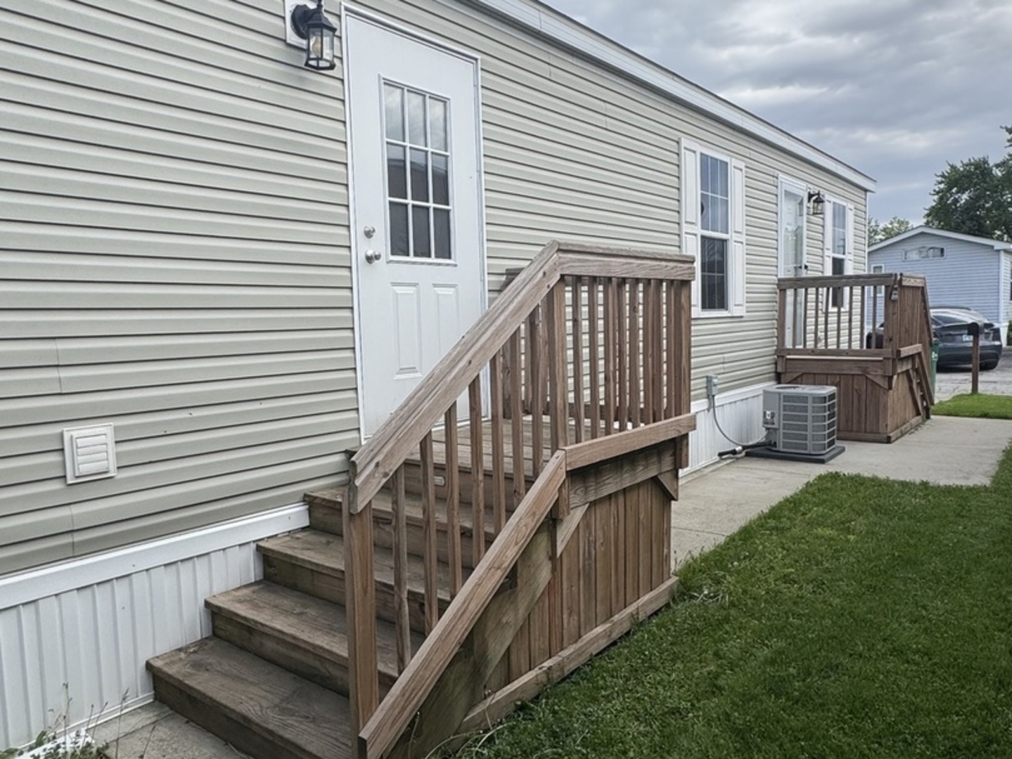 10 Cedar Countryside, IL 60525 - Photo 7 of 14
