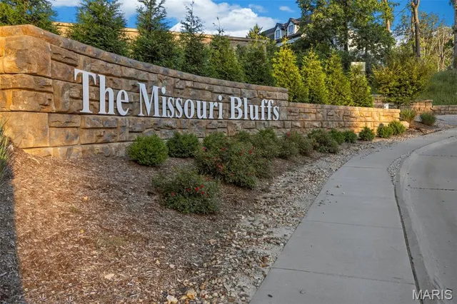 $269,900 | 141 Summer Grace Lane, St. Charles, MO 63304